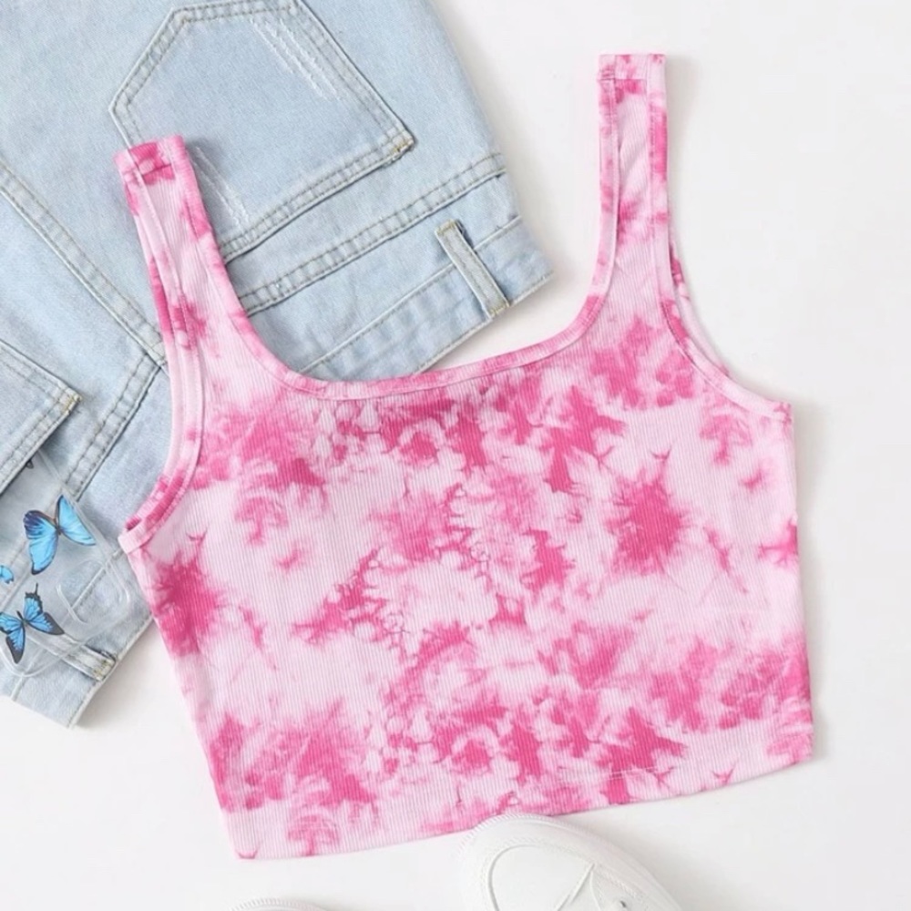 SHEIN pink tie dye cropped tank! Size M